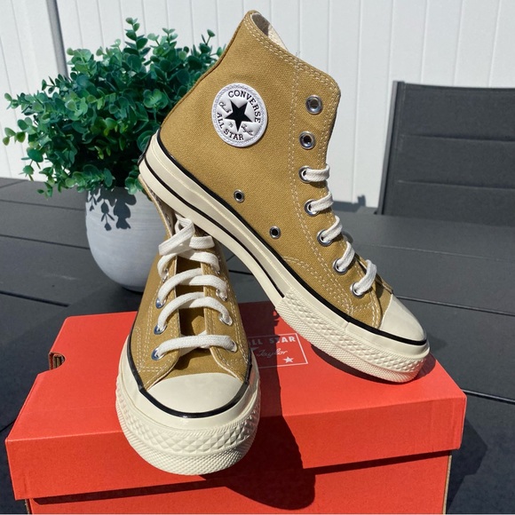 NWT Converse Chuck 70 High Top Sneakers - Picture 2 of 9